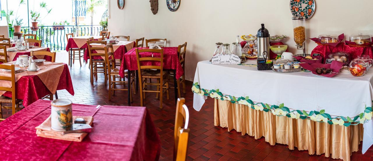 Hotel Pagano Sant'Alessio Siculo Ngoại thất bức ảnh